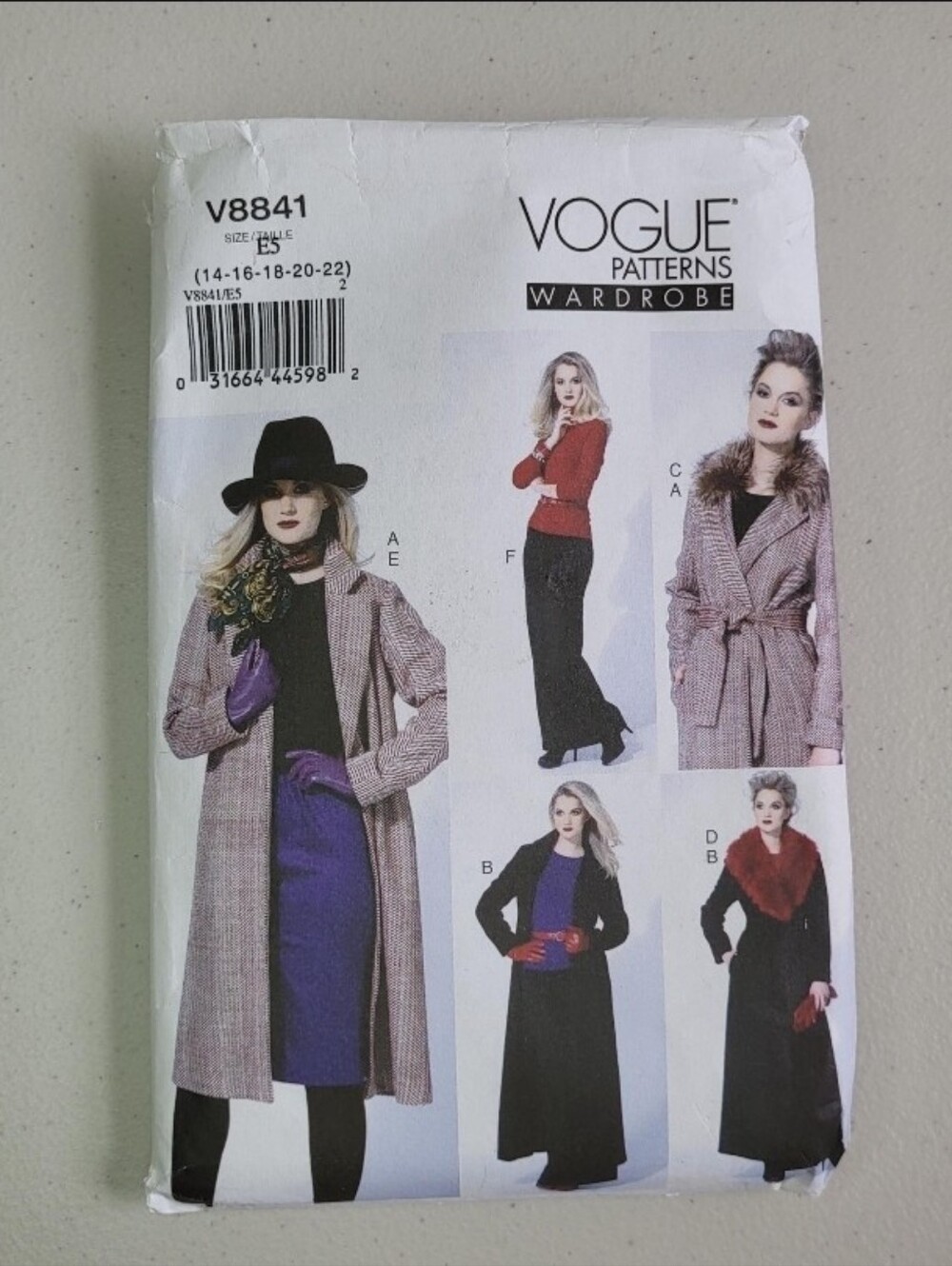 Vogue V8841 Sewing Pattern Misses Jacket Skirt Detachable Collar. 14-22. Uncut.